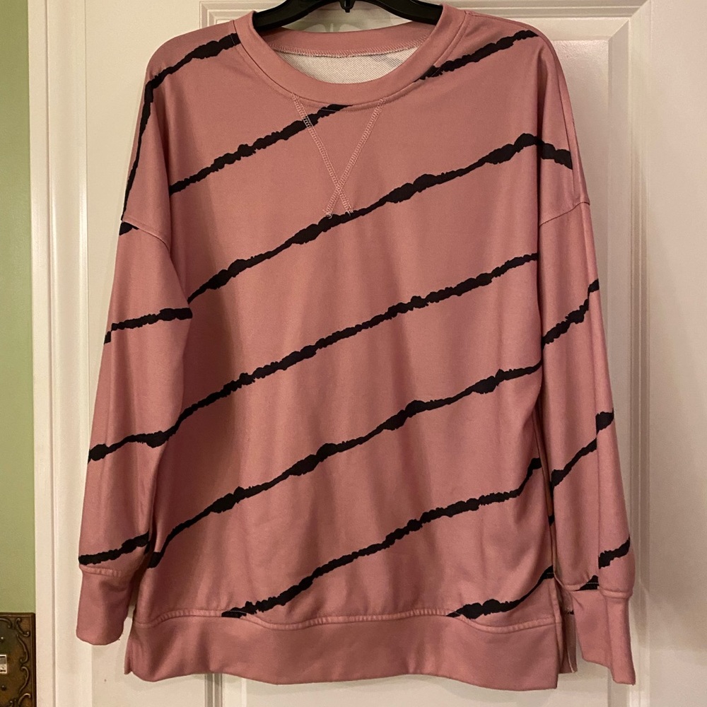 Women’s Large Sweatshirt